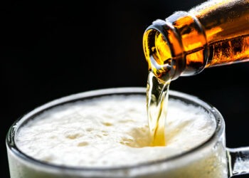 Crescimento da cerveja no Brasil bate recordes em 2024