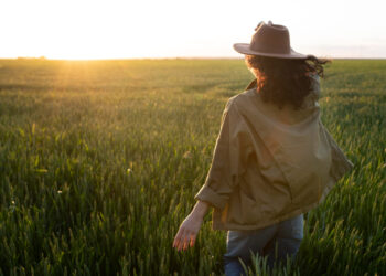 Prêmio Mulheres do Agro abre indicações para pesquisadoras que estão mudando a ciência do campo